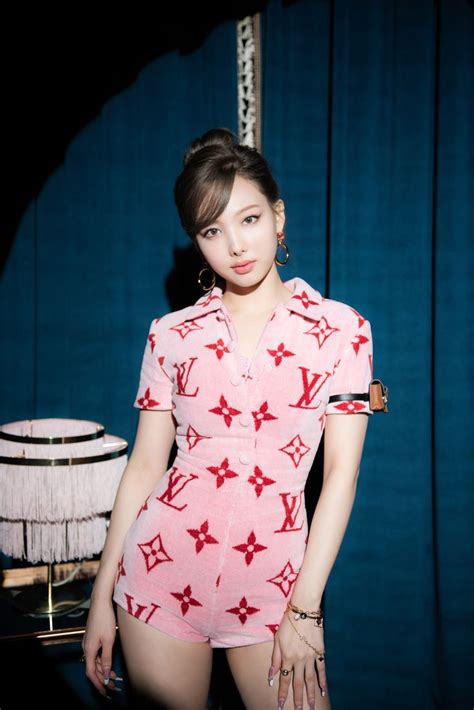 nayeon louis vuitton pink|nayeon Louis Vuitton towel.